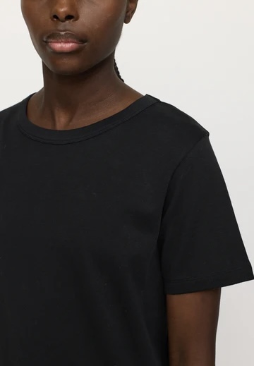 Hella T-shirt GOTS Black - Soft Rebels