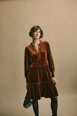 Viggase Kjole Sorrel Horse - Part Two