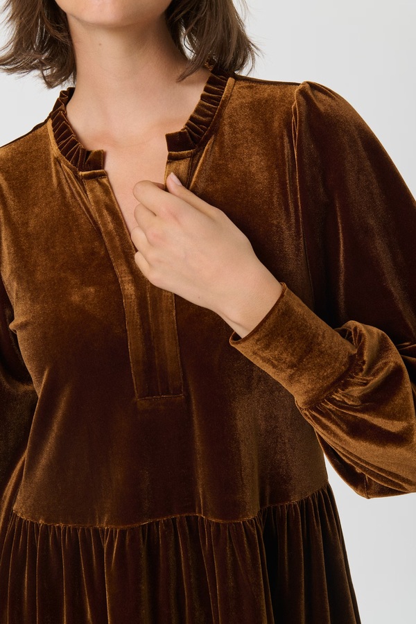 Viggase Kjole Sorrel Horse - Part Two