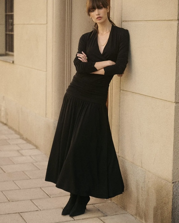 Jersey Skirt Black - by TiMo