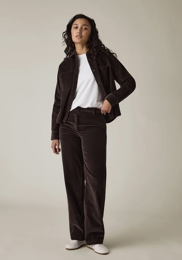 Cropped kordfløyelsskjorte, mørk brun Dark Brown - Lexington