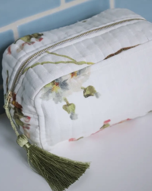 Cosmetic Bag Linen Botanical - by TiMo