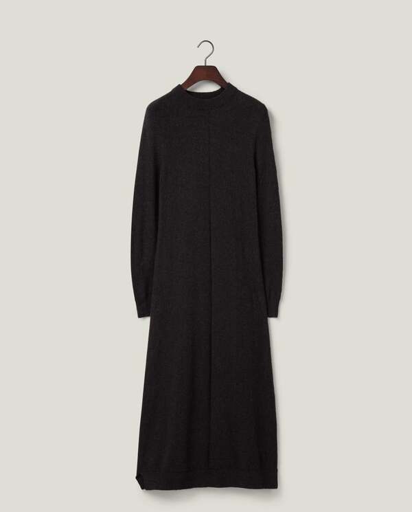 Strikket midikjole med rett passform Mørkebrun - Lexington