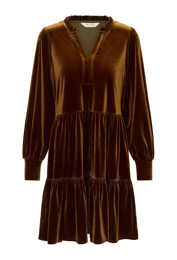 Viggase Kjole Sorrel Horse - Part Two